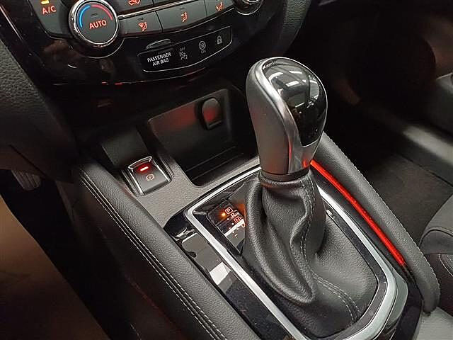 Nissan Qashqai 1.2 DIG T 115cv N Connecta 2WD Xtronic