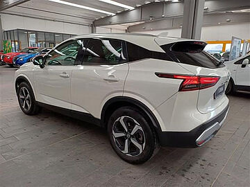 Nissan Qashqai 1.3 mhev N Connecta 2wd 140cv Bianco
