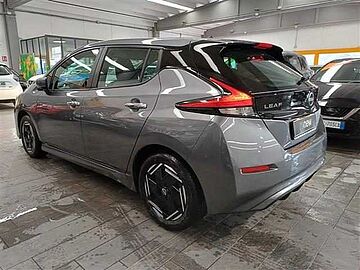 Nissan Leaf 40kWh Acenta CVT Grigio