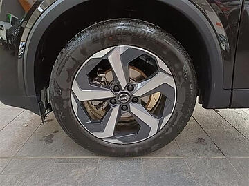 Nissan Qashqai 1.3 mhev N Connecta 2wd 140cv Nero