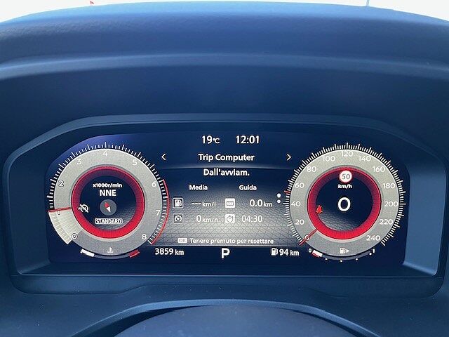 Nissan X-Trail 4ª serie Mild Hybrid 2WD 5 posti Tekna