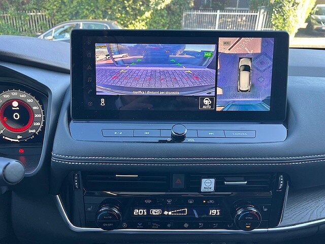 Nissan X-Trail 4ª serie e-Power 2WD 5 posti Tekna