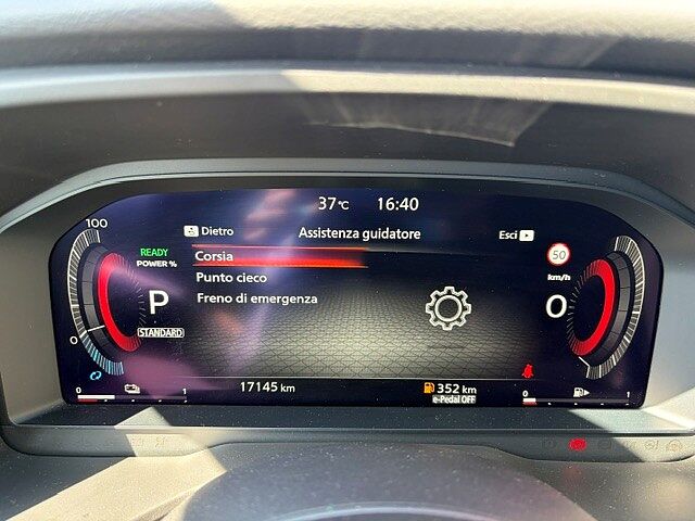 Nissan X-TRAIL E-POWER N-CONNECTA 4WD 7P