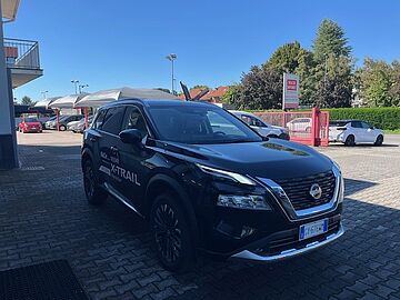 Nissan X-Trail 4&ordf; serie Mild Hybrid 2WD 5 posti Tekna NERO METALLIZZATO