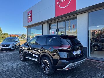 Nissan X-Trail 4&ordf; serie Mild Hybrid 2WD 5 posti Tekna NERO METALLIZZATO