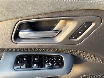 Nissan Ariya 87 kWh 4WD Evolve AKATZUKI COPPER