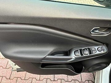 Nissan Juke 2&ordf; serie 1.6 HEV N-Design WHITE PEARL