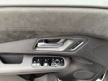 Nissan Ariya 87 kWh Evolve NERO METALLIZZATO