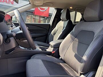 Nissan QASHQAI AZIENDALE MHEV 140 CV N-Connecta NEWPORT GREY