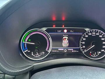 Nissan Juke 2&ordf; serie 1.6 HEV N-Connecta CERAMIC GREY