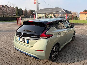 Nissan Leaf 2&ordf; serie N-Connecta 40 kWh GRIGIO