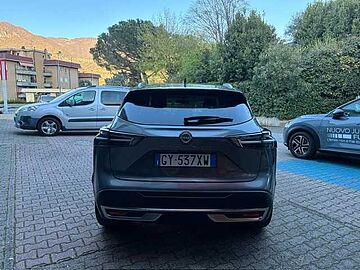 Nissan Qashqai 1.3 MHEV 158 CV Xtronic N-Connecta DARK METAL GREY