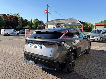 Nissan Ariya 87 kWh Evolve DARK METAL GREY