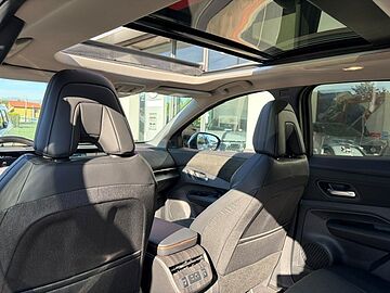 Nissan Ariya 87 kWh Evolve DARK METAL GREY