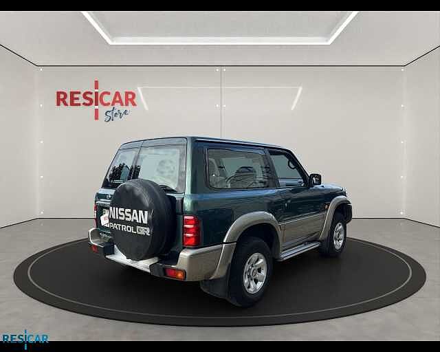 Nissan Patrol GR II 1998 Patrol GR SW 3.0 td-di Luxury FL