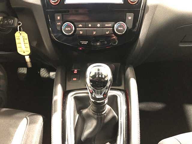 Nissan Qashqai II 2017 qashqai 1.5 dci N-Connecta 110cv