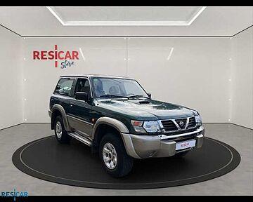 Nissan Patrol GR II 1998 Patrol GR SW 3.0 td-di Luxury FL green