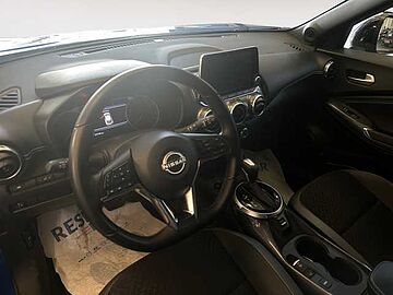 Nissan Juke II 2020 Juke 1.6 hev N-Connecta blue