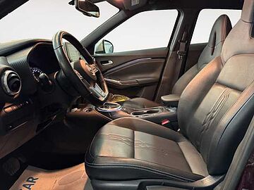 Nissan Juke II 2020 Juke 1.6 hev Tekna red