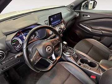 Nissan Juke II 2020 Juke 1.6 hev N-Connecta white