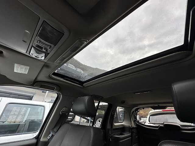 Nissan Pathfinder 2.5 LE Auto 2625L775K9