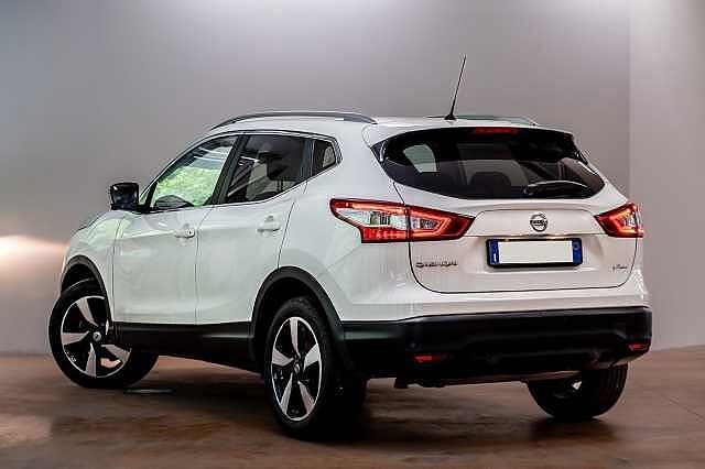 Nissan Qashqai 1.5 dCi 110cv N-Connecta 2WD N-Connecta dCi 110