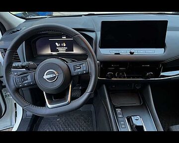 Nissan Qashqai Qashqai e-Power 90th Anniversary white