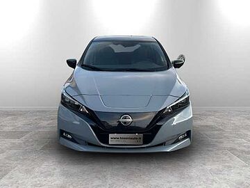 Nissan Leaf II 2022 Leaf 40kWh N-Connecta 150cv grey