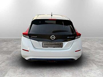 Nissan Leaf II 2018 Leaf Acenta 40kWh 150cv my19 white