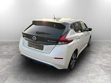 Nissan Leaf II 2018 Leaf Acenta 40kWh 150cv my19 white