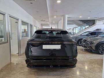 Nissan Ariya 87 kWh Evolve Nero