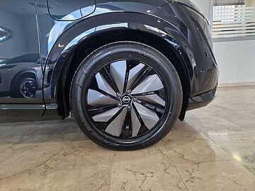 Nissan Ariya 87 kWh Evolve Nero