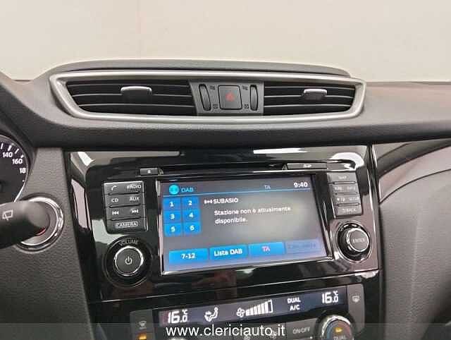 Nissan Qashqai 1.2 DIG-T N-Connecta (TETTO PAN.)