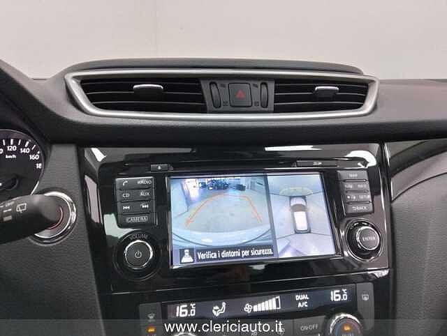 Nissan Qashqai 1.2 DIG-T N-Connecta (TETTO PAN.)