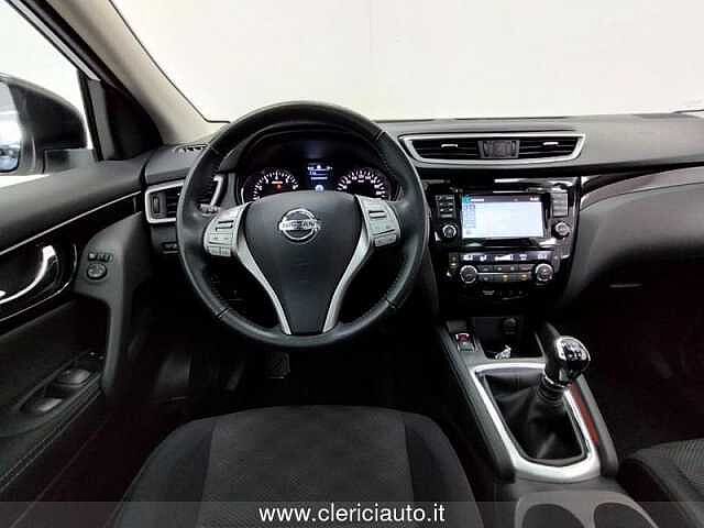 Nissan Qashqai 1.2 DIG-T N-Connecta (TETTO PAN.)