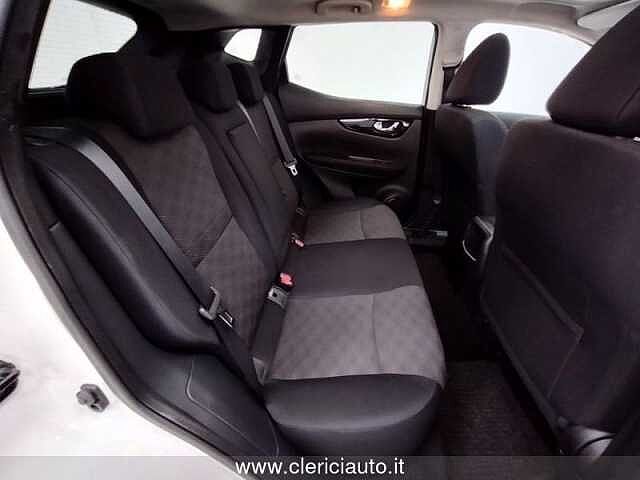 Nissan Qashqai 1.2 DIG-T N-Connecta (TETTO PAN.)