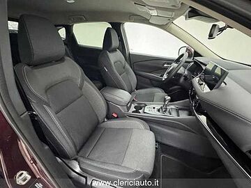 Nissan Qashqai MHEV 140 CV N-Connecta Rosso